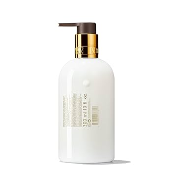 Amazon.com: Molton Brown Jubilant Pine & Patchouli Body